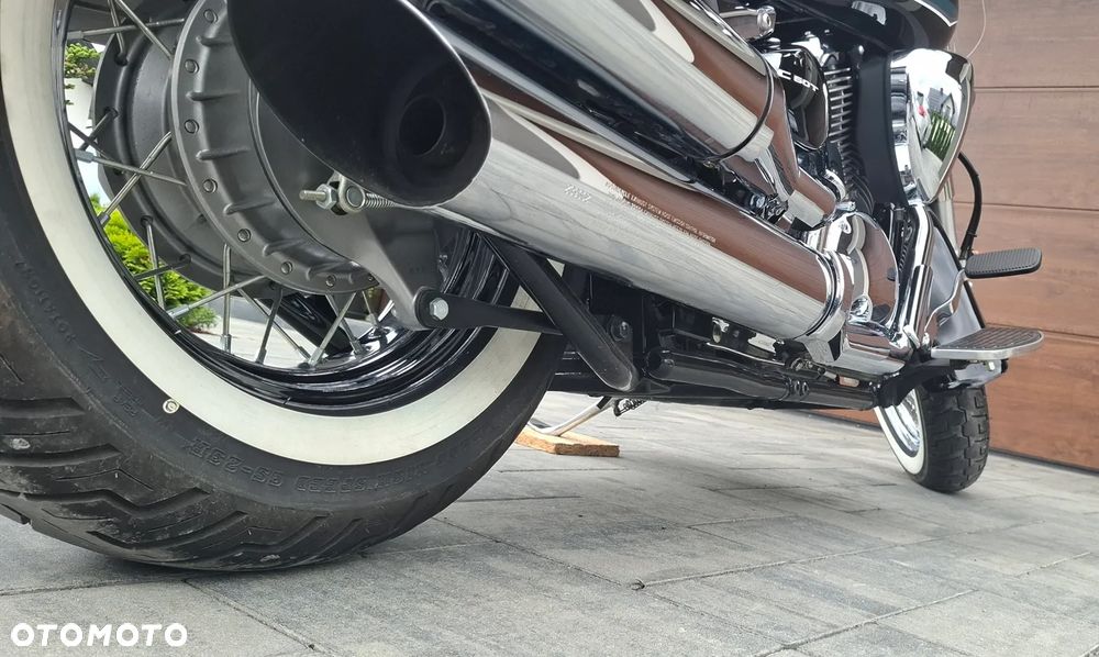 Suzuki VL 800 Volusia - Boulevard C50 - 16