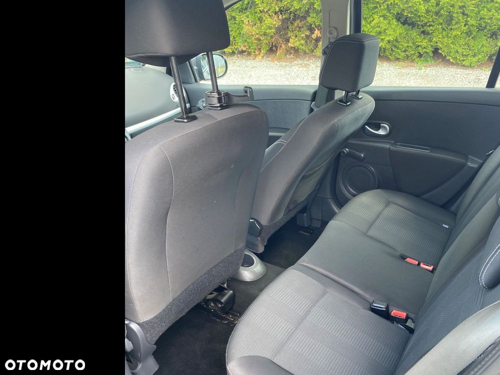 Renault Clio - 5