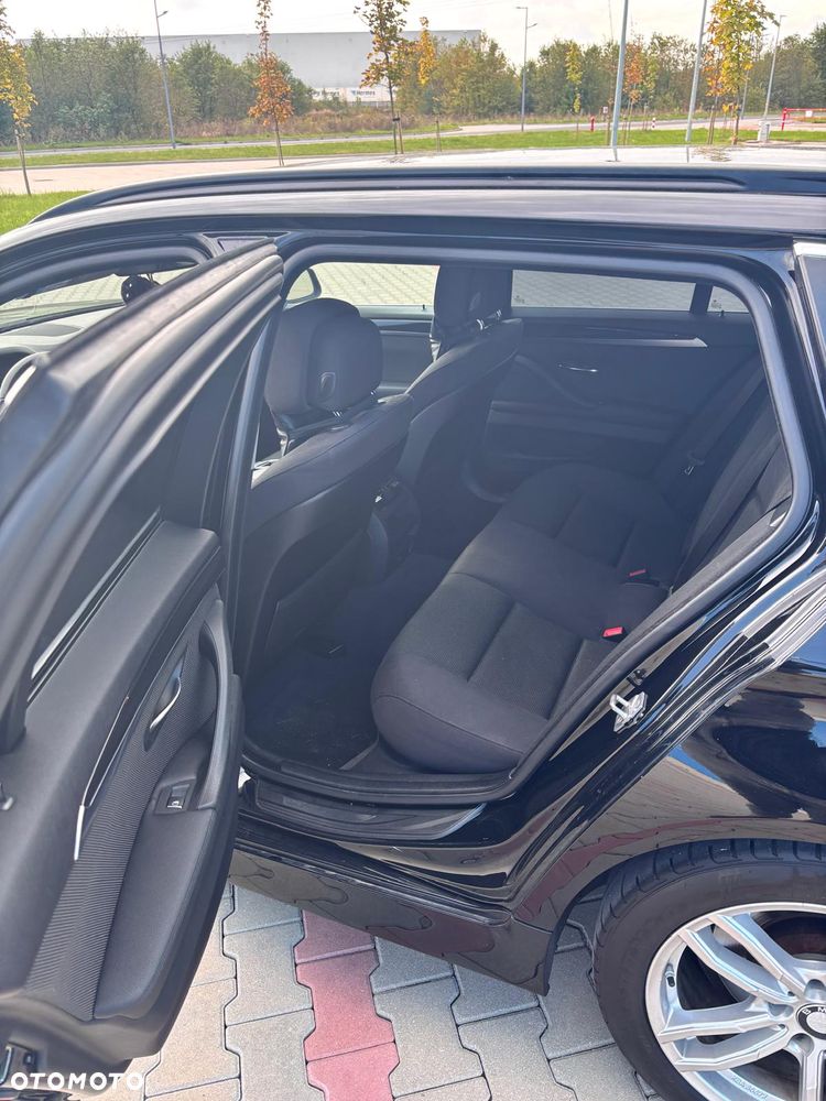 BMW Seria 5 520d - 5