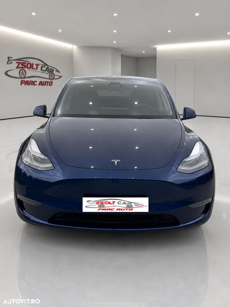 Tesla Model Y - 5