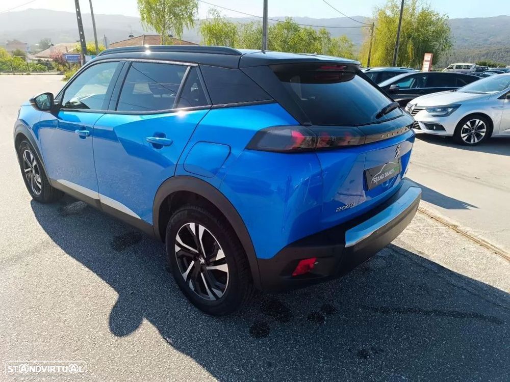 Peugeot 2008 - 11