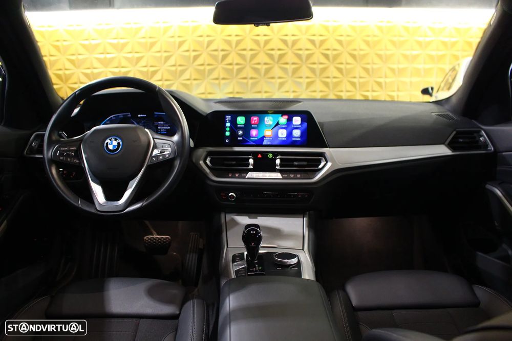 BMW 320 e Line Sport Auto - 13