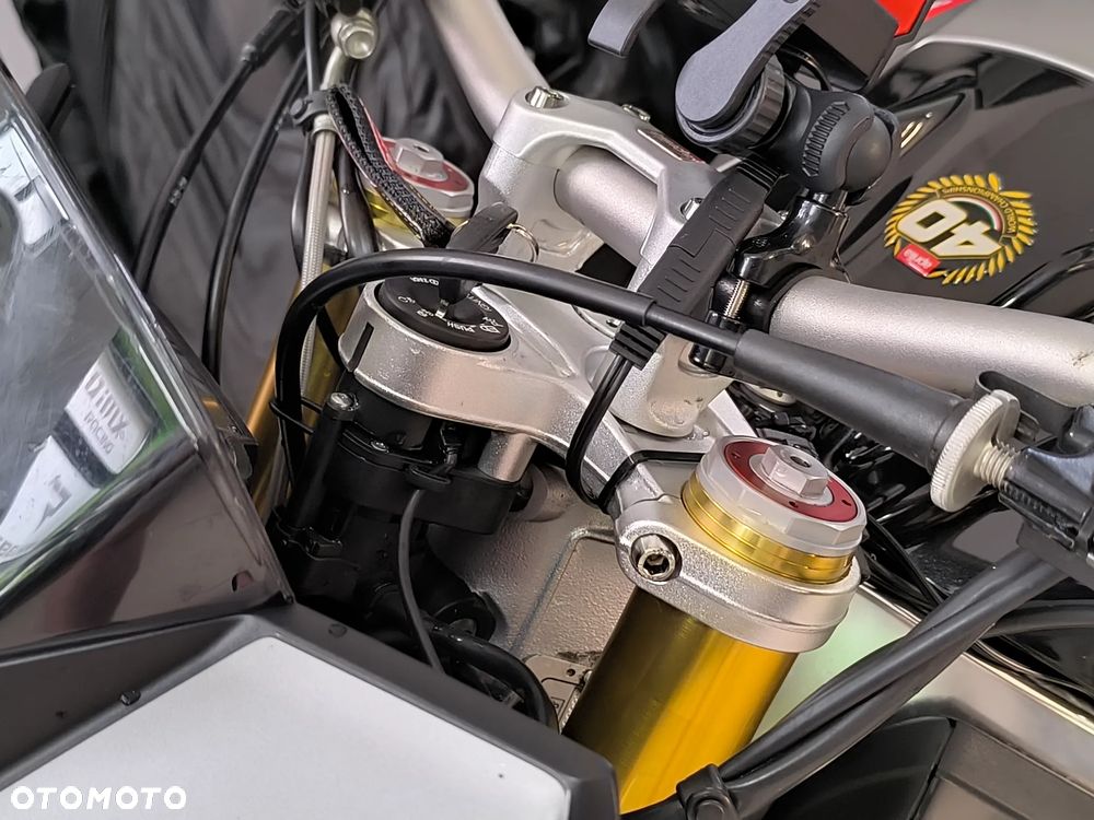 Aprilia Tuono - 7