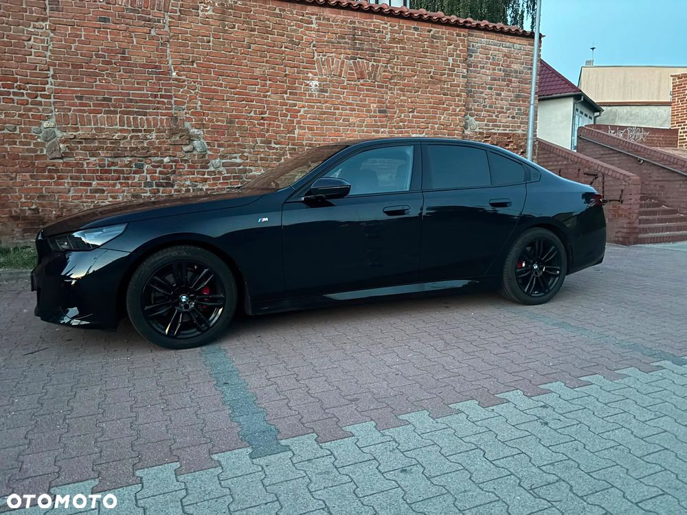 BMW Seria 5 520d mHEV M Sport - 3