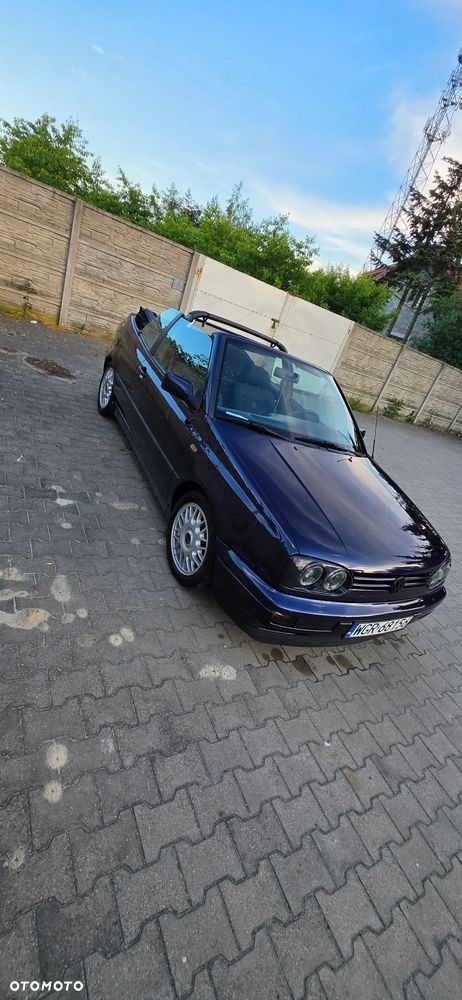 Volkswagen Golf 1.8 - 10