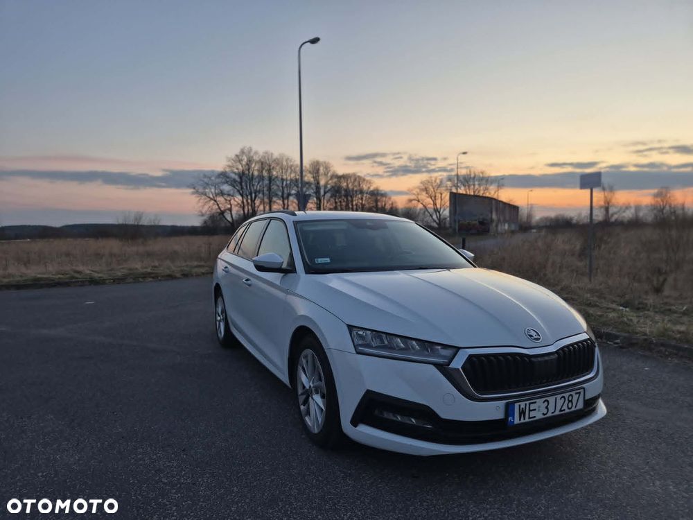 Skoda Octavia 1.5 TSI e-Tec Ambition DSG - 4