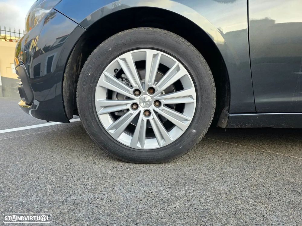 Peugeot 308 1.5 BlueHDi Style EAT8 - 11