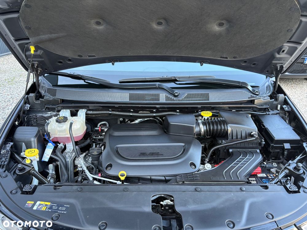 Chrysler Pacifica - 40