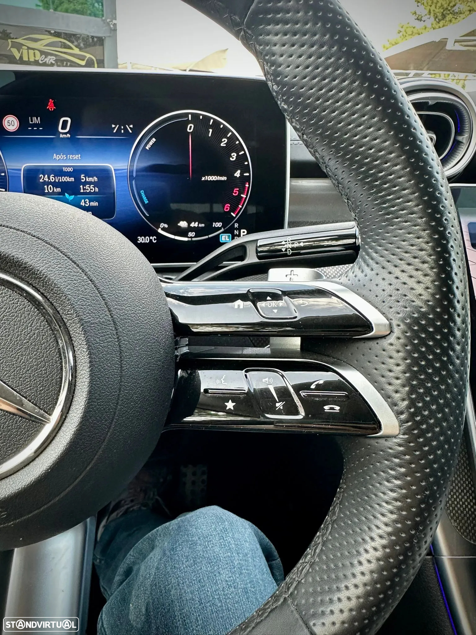 Mercedes-Benz C 300 de AMG Line - 19