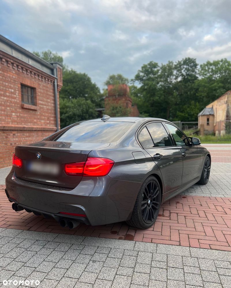 BMW Seria 3 330e iPerformance M Sport Shadow - 4