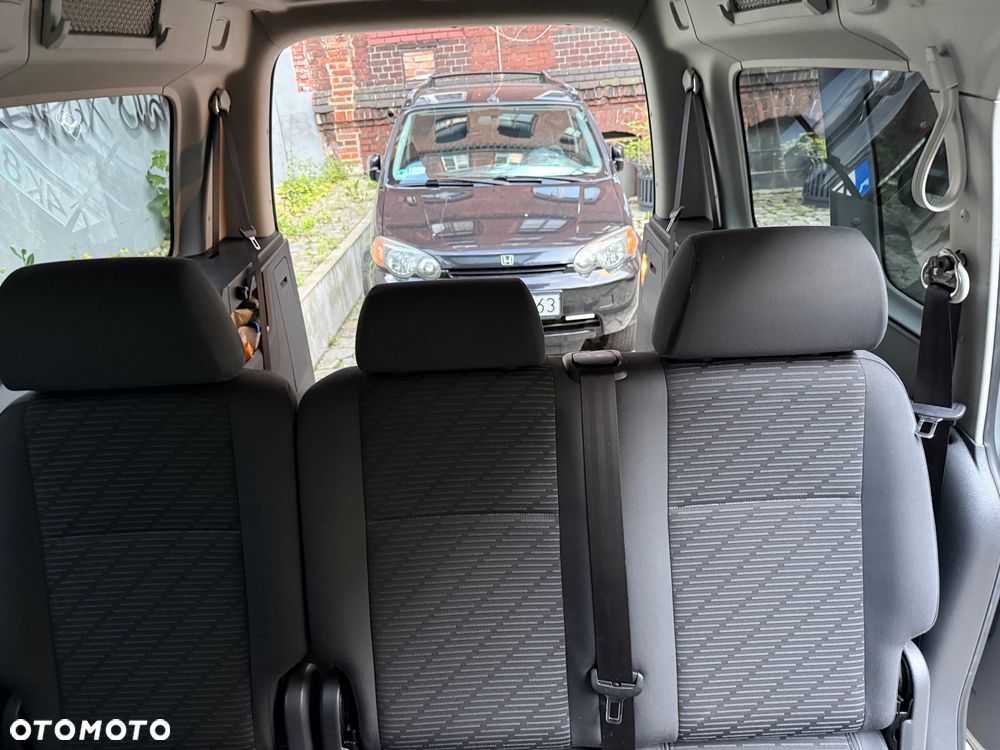 Volkswagen Caddy Maxi Comfortline 4Motion DSG - 12