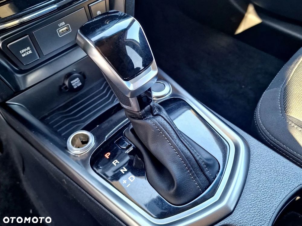 SsangYong/KGM Tivoli - 8