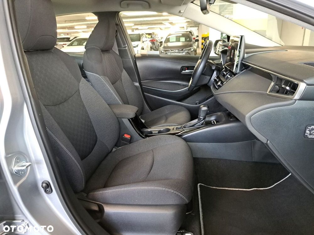 Toyota Corolla 1.8 Hybrid Comfort - 16