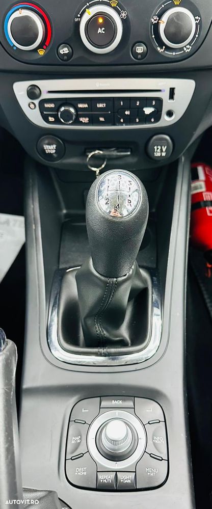 Renault Megane 1.5 dCi Dynamique - 23