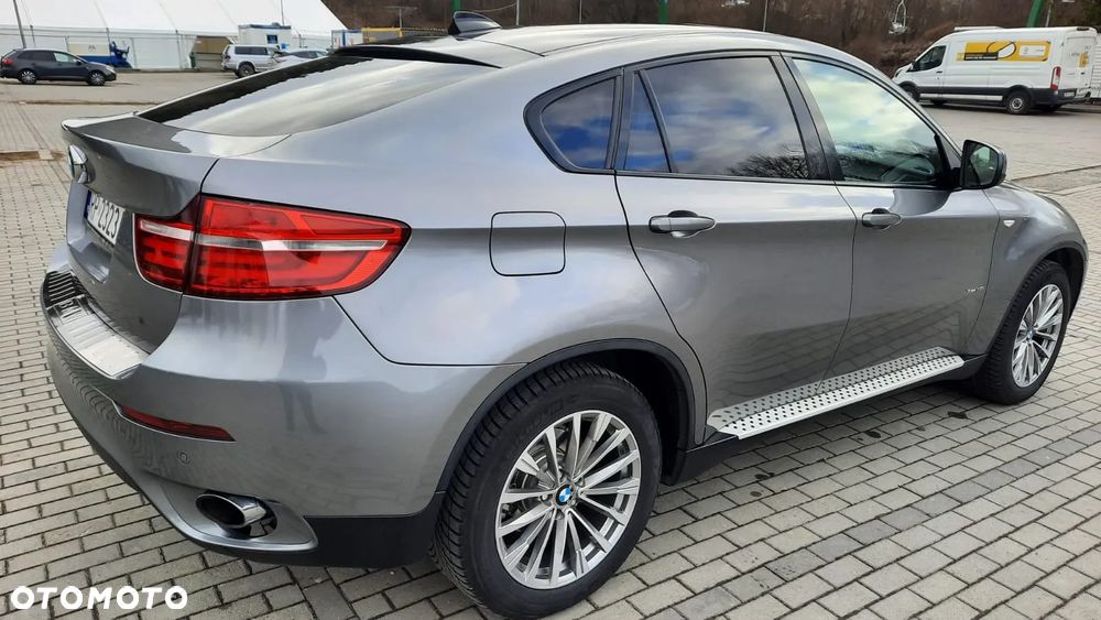 BMW X6 xDrive35i - 12