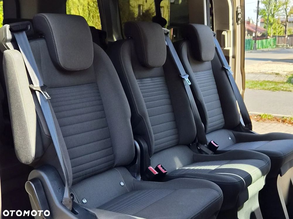 Ford Tourneo Custom 2.0 EcoBlue L2 Titanium - 10
