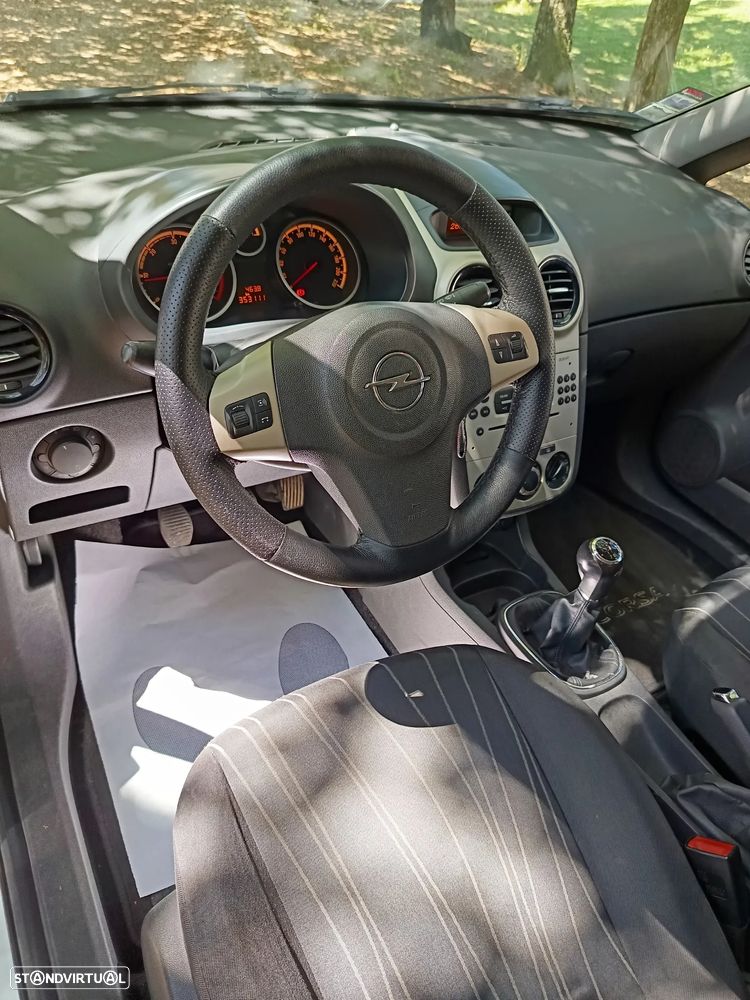 Opel Corsa - 10