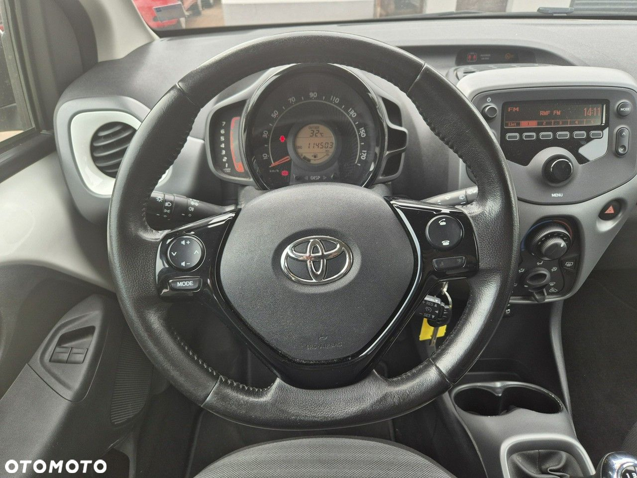Toyota Aygo x-play - 12