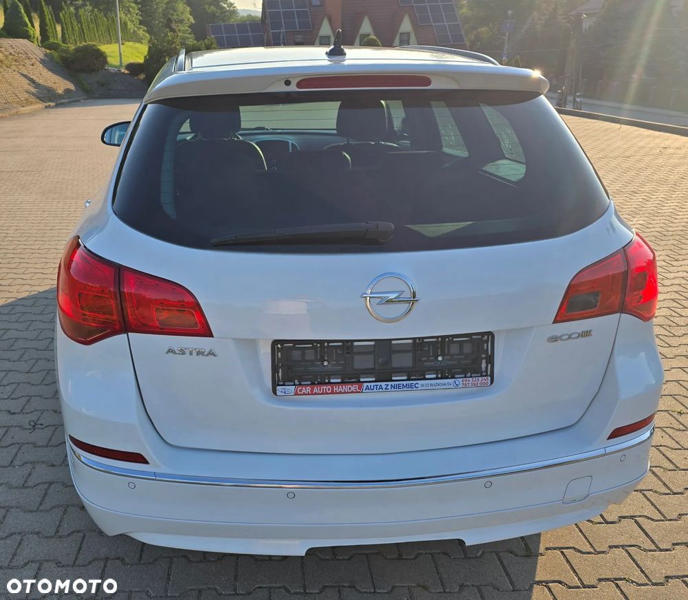 Opel Astra 1.4 T Cosmo - 18