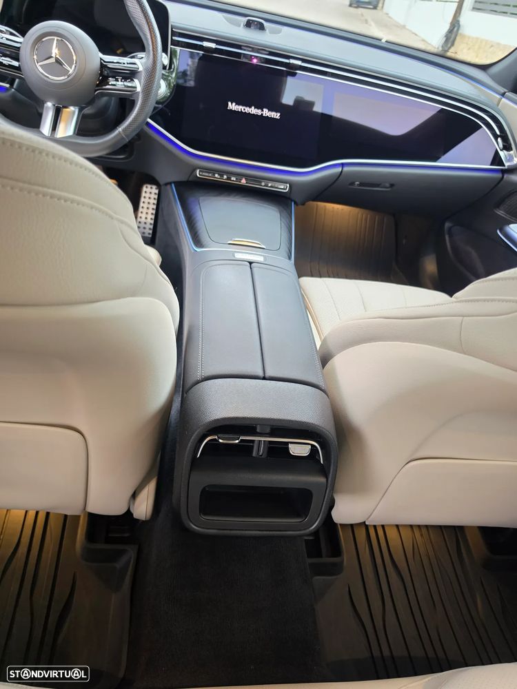 Mercedes-Benz E 300 de AMG Line 4Matic - 31