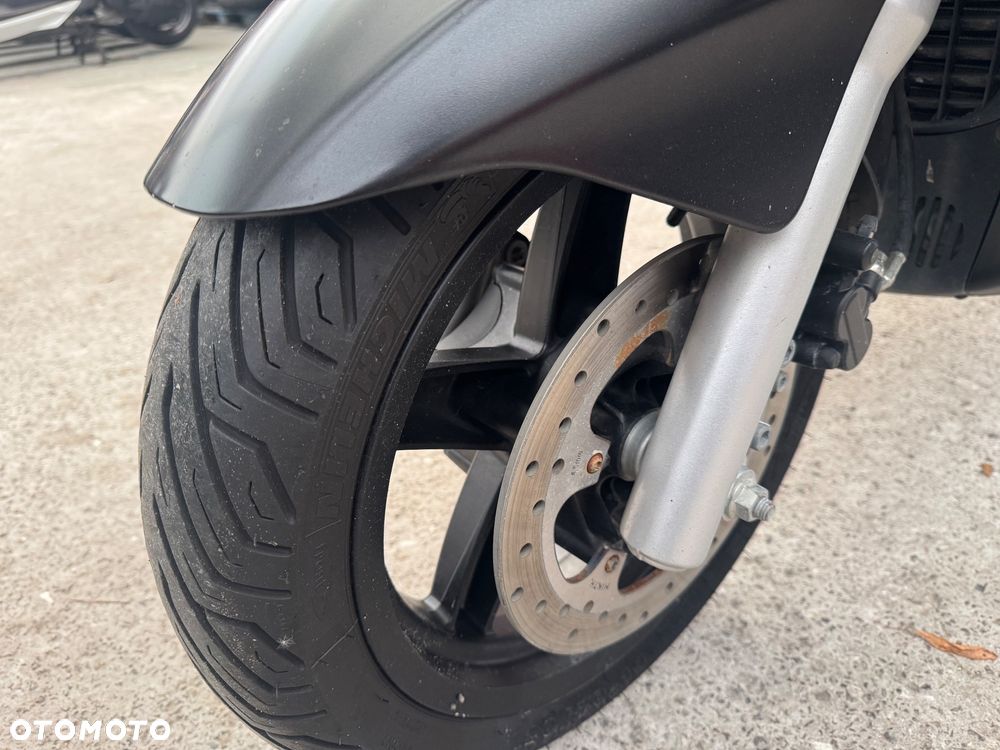 Piaggio Xevo - 16