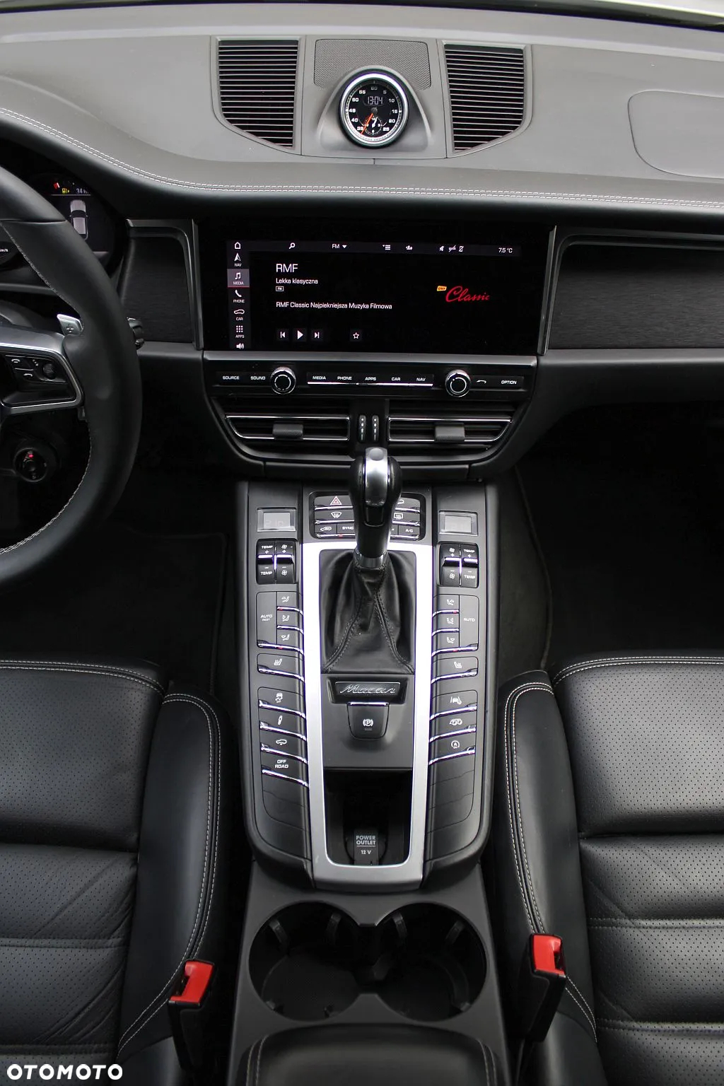 Porsche Macan GTS - 22