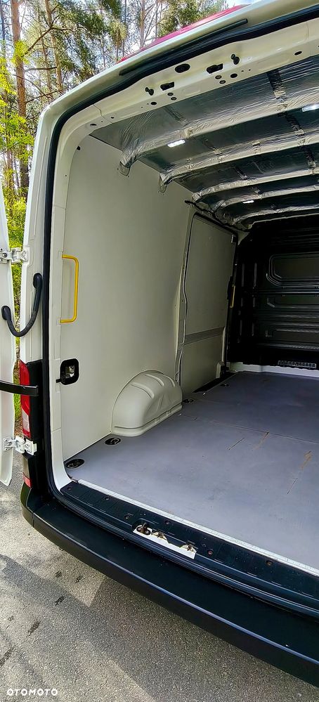 Volkswagen Crafter - 13