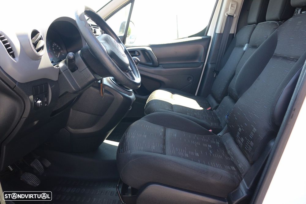 Citroën Berlingo 1.6 HDi 600 3L - 27