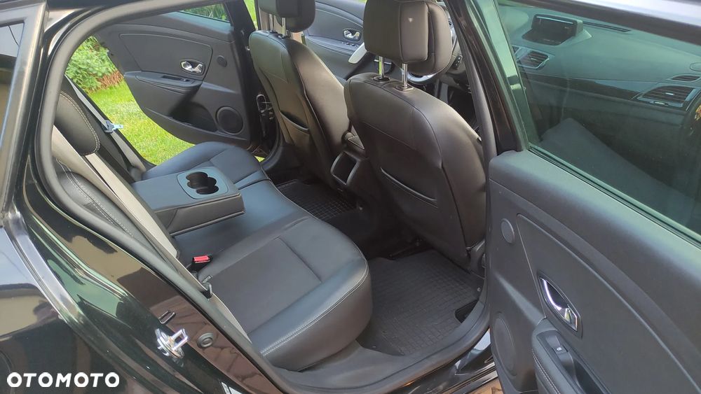 Renault Megane 1.5 dCi Dynamique EDC - 4