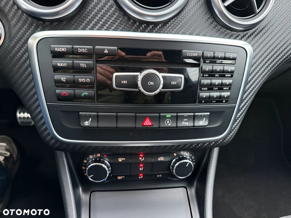 Mercedes-Benz Klasa A 180 (BlueEFFICIENCY) AMG Sport - 17