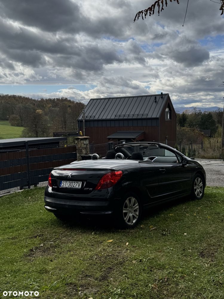 Peugeot 207 CC - 1