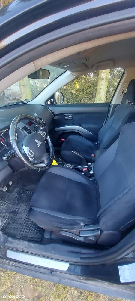 Mitsubishi Outlander 2.0 DID Instyle - 5