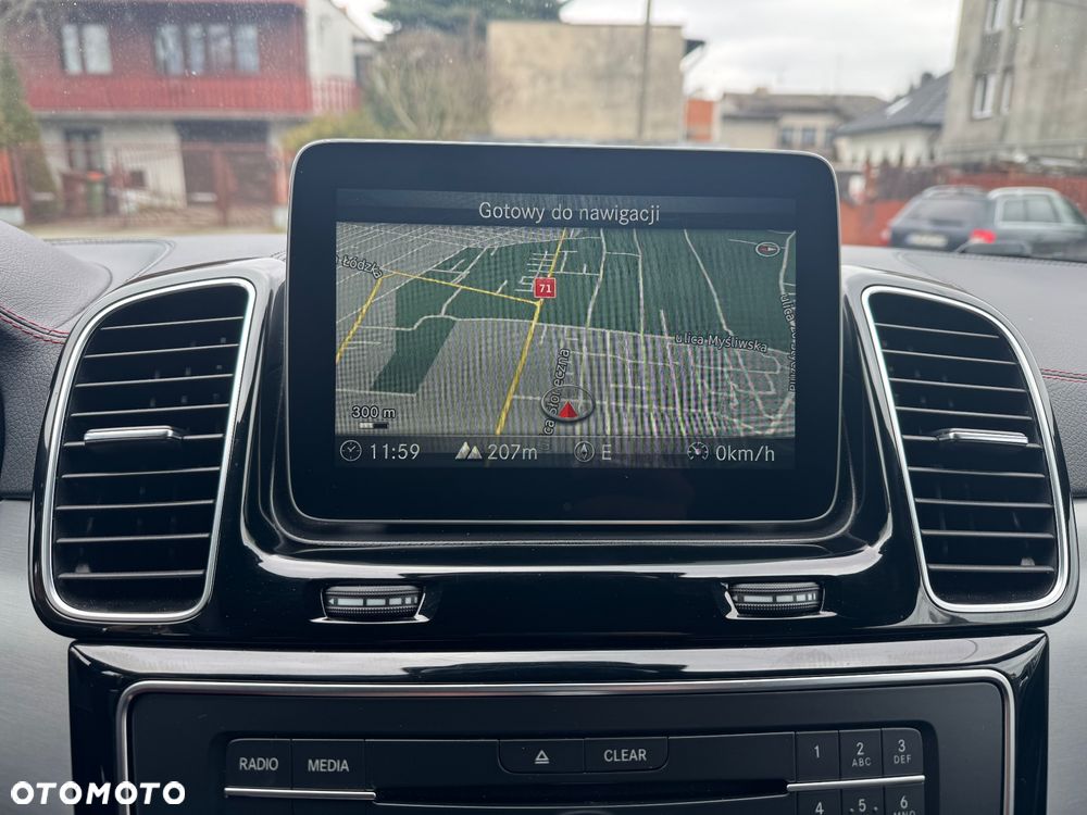 Mercedes-Benz GLE 350 d 4-Matic - 12