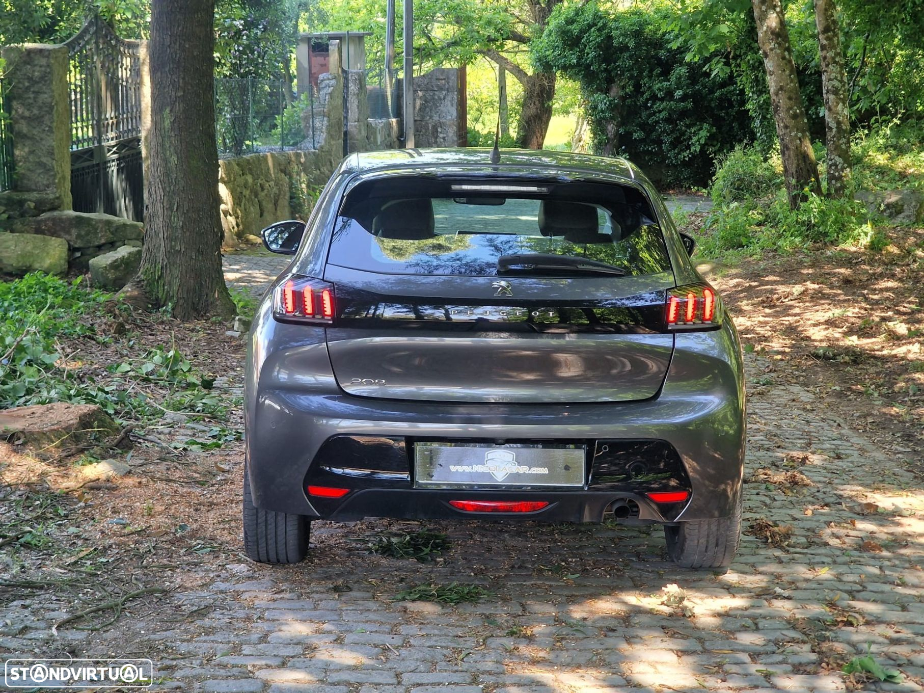 Peugeot 208 1.2 PureTech Allure Pack EAT8 - 33