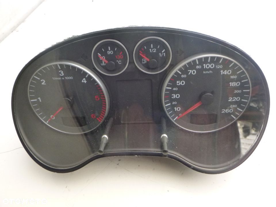 Audi A3 8P 1,9 TDI licznik 81071521 A2C53080296 - 1
