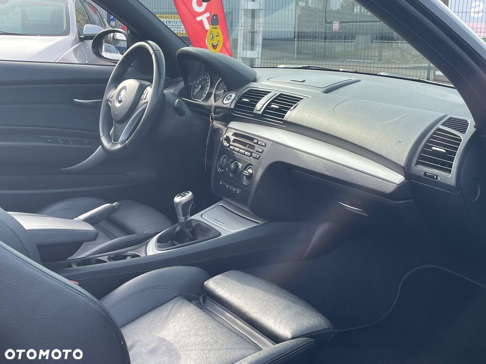 BMW Seria 1 118i Edition Sport - 26