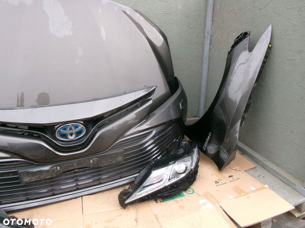 toyota camry 2,5 hybryda przód blacharski komplet - 3
