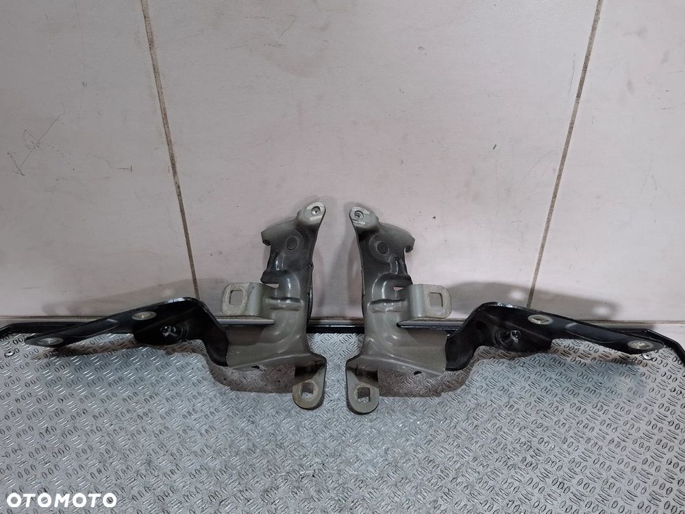 Zawisy maski Renault Captur 2015 komplet nr 654001377R , 654011593R - 4