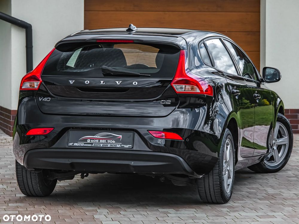 Volvo V40 D2 Momentum - 3