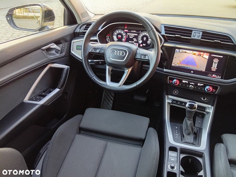 Audi Q3 Sportback - 14