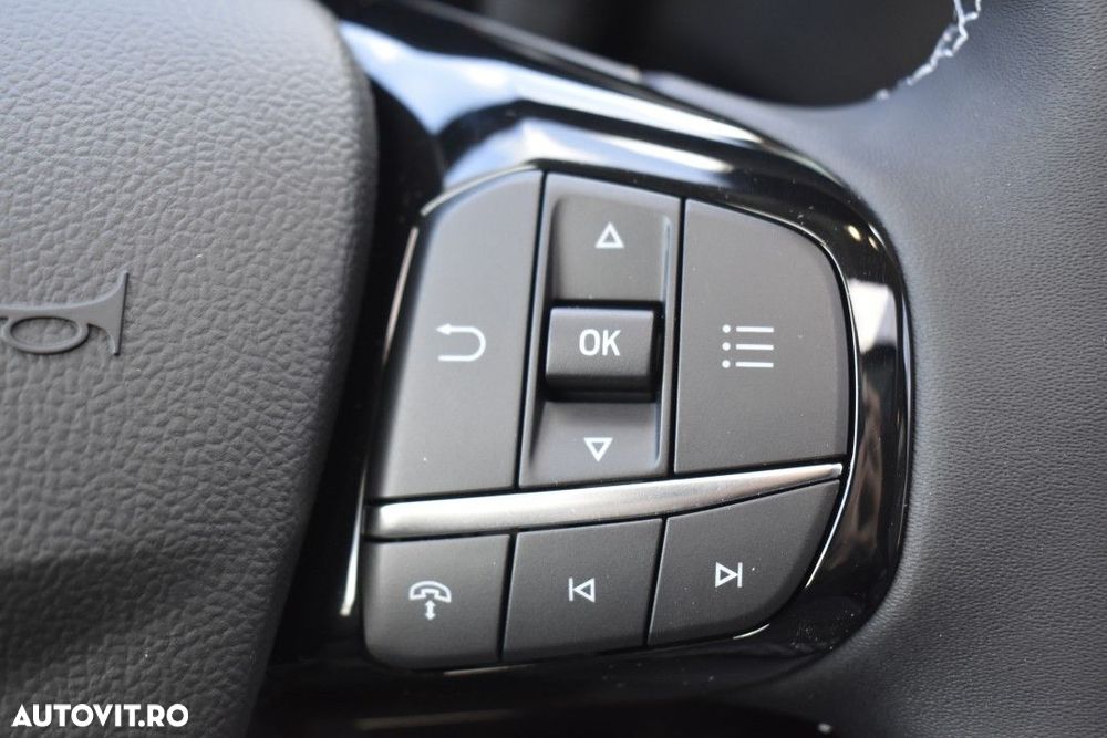 Ford Kuga - 24
