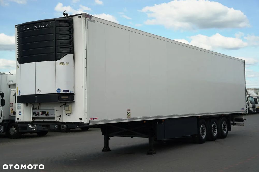 Schmitz Cargobull CHŁODNIA / CARRIER MAXIMA 1300 / OŚ PODNOSZONA / KOSZ NA PALETY - 1