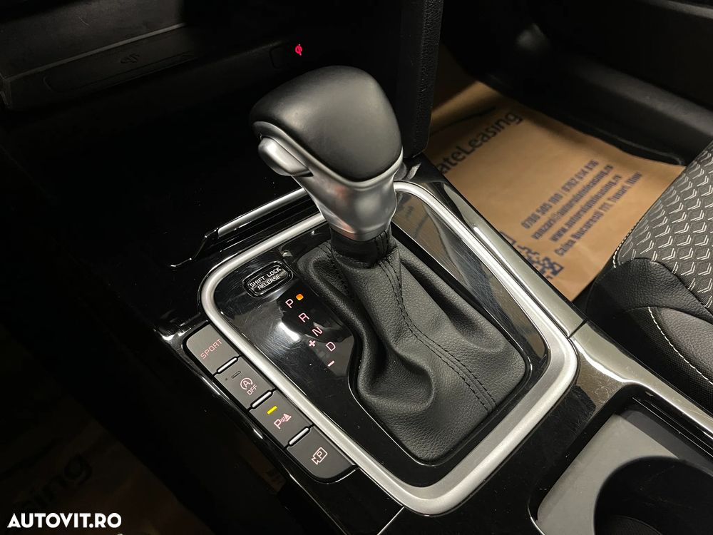 Kia XCeed 1.5 T-GDI 7DCT Style - 25