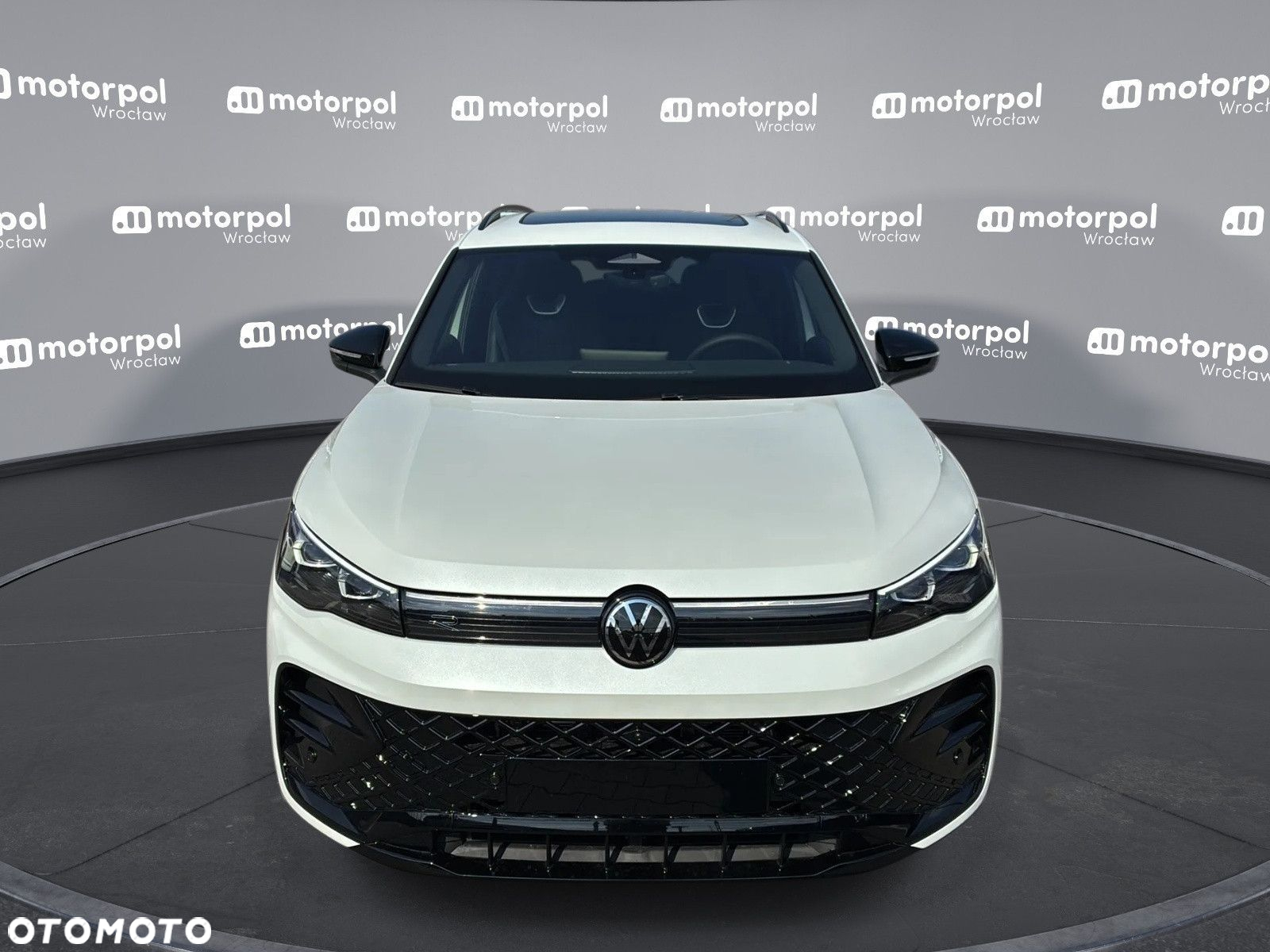 Volkswagen Tiguan - 2