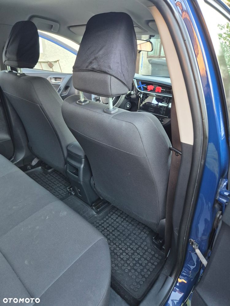 Toyota Auris 1.33 VVT-i Active - 19
