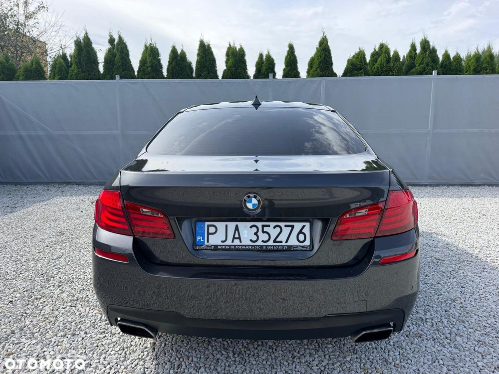 BMW Seria 5 550i xDrive - 6