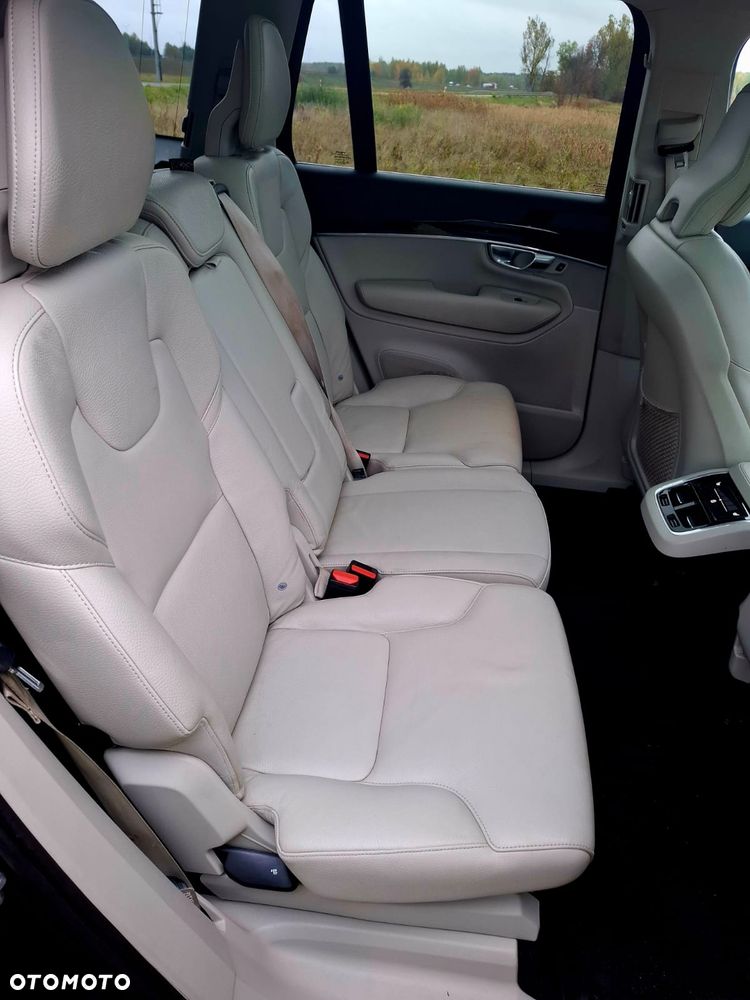 Volvo XC 90 T6 AWD Momentum Pro 7os - 26