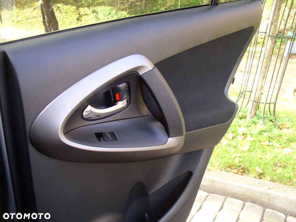 Toyota RAV4 2.0 4x4 Multidrive S Sol - 17