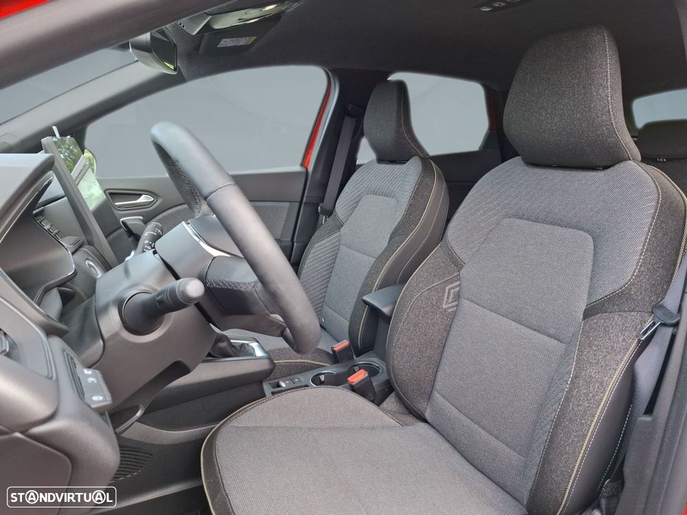 Renault Captur 1.0 TCe Techno Bi-Fuel - 11