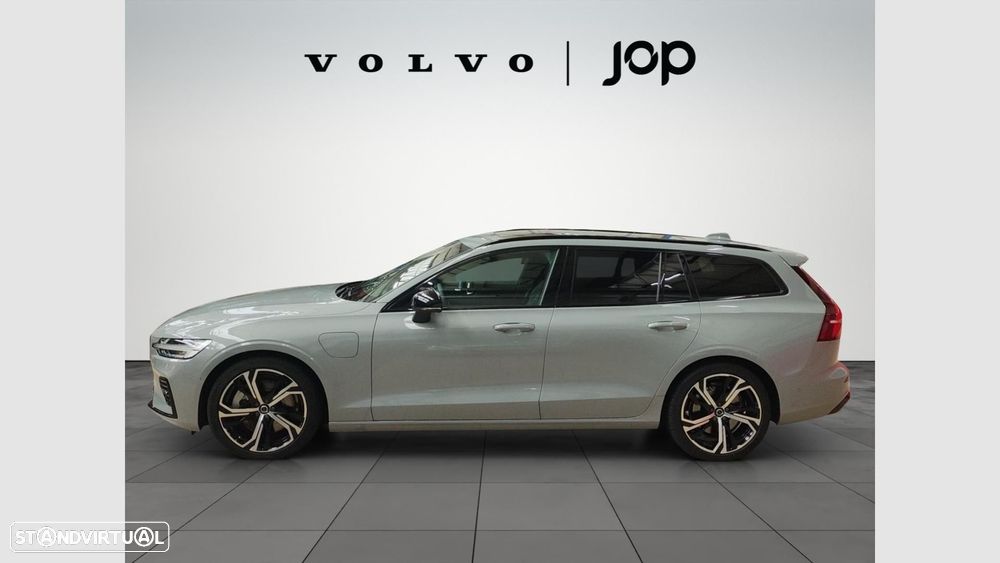 Volvo V60 2.0 T6 AWD TE Plus Dark - 2
